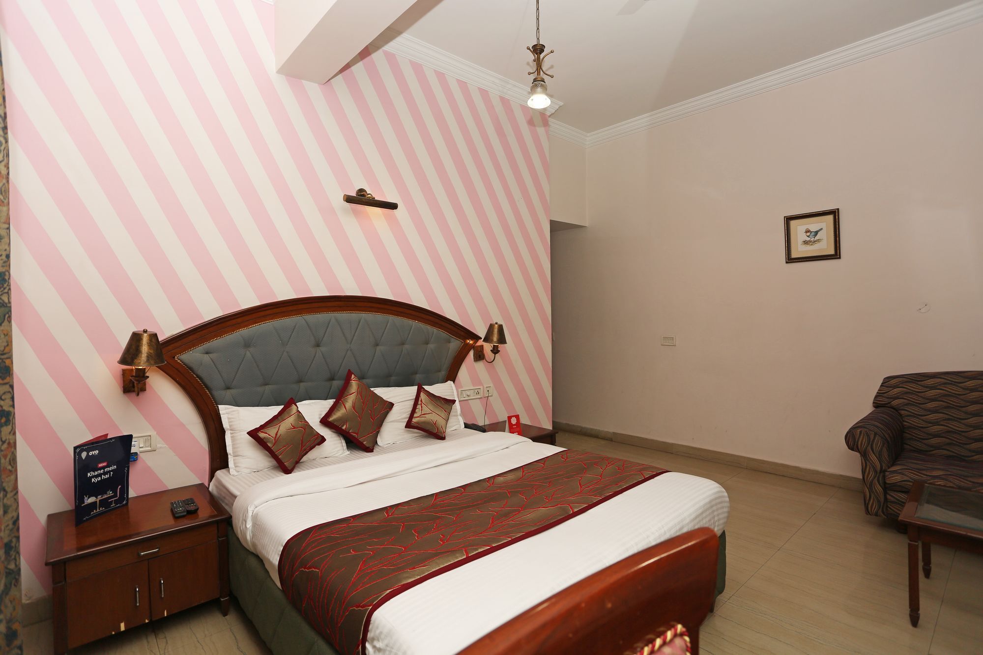 Oyo 8178 Hotel Saket Allāhābād Junction Buitenkant foto